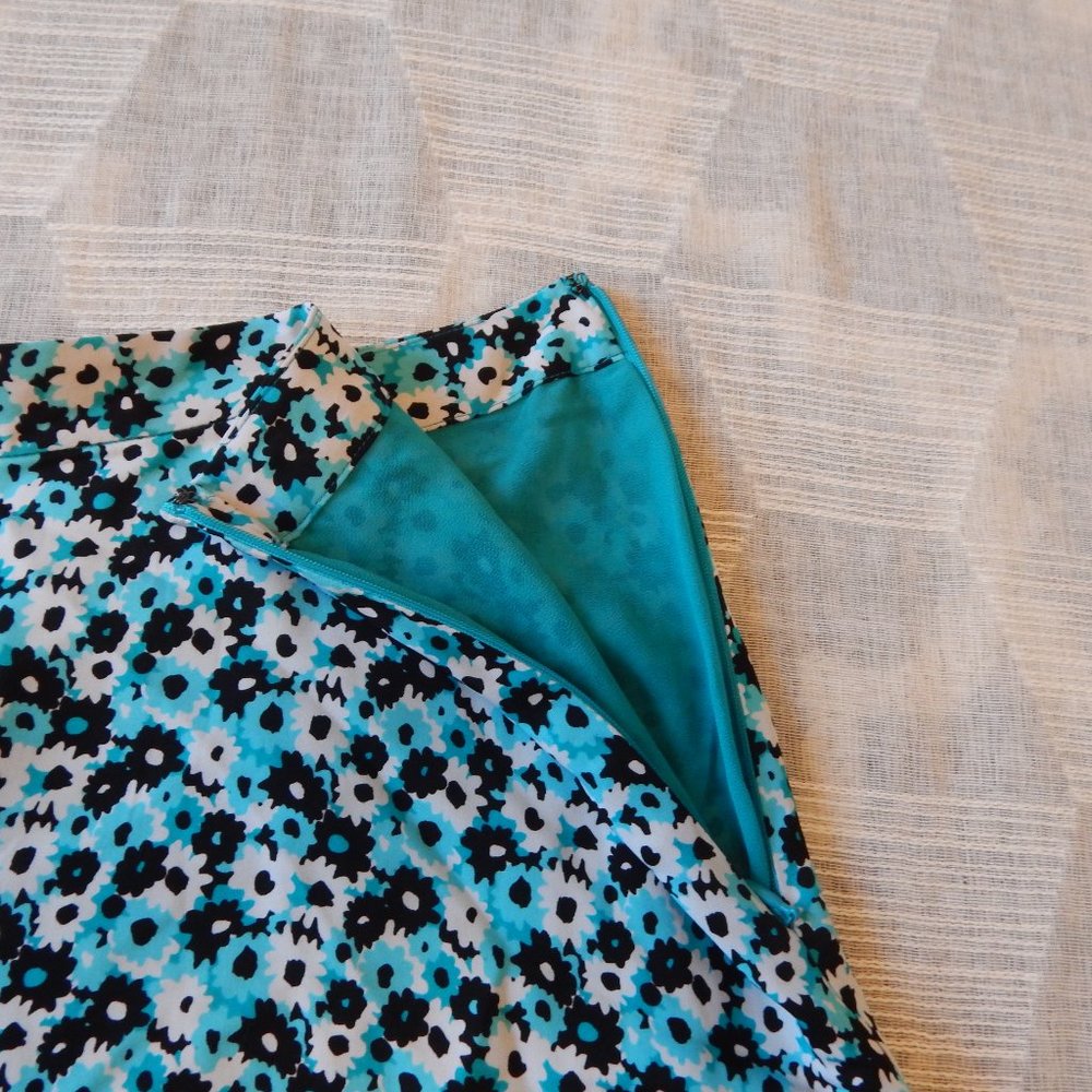 Michael Kors Floral Silk Mini Skirt Blue Sz 2 NWT - Picture 7 of 15